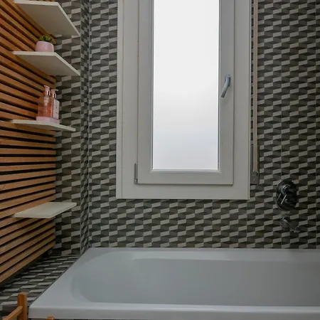 Appartement I-host - Montemartini 4 *